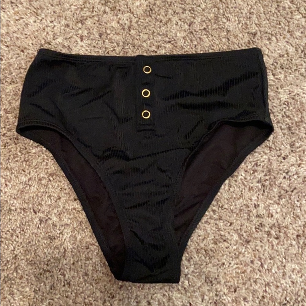Bikini bottoms